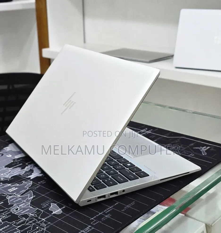 New Laptop HP EliteBook 845 G8 16GB AMD Ryzen 5 SSD 512GB