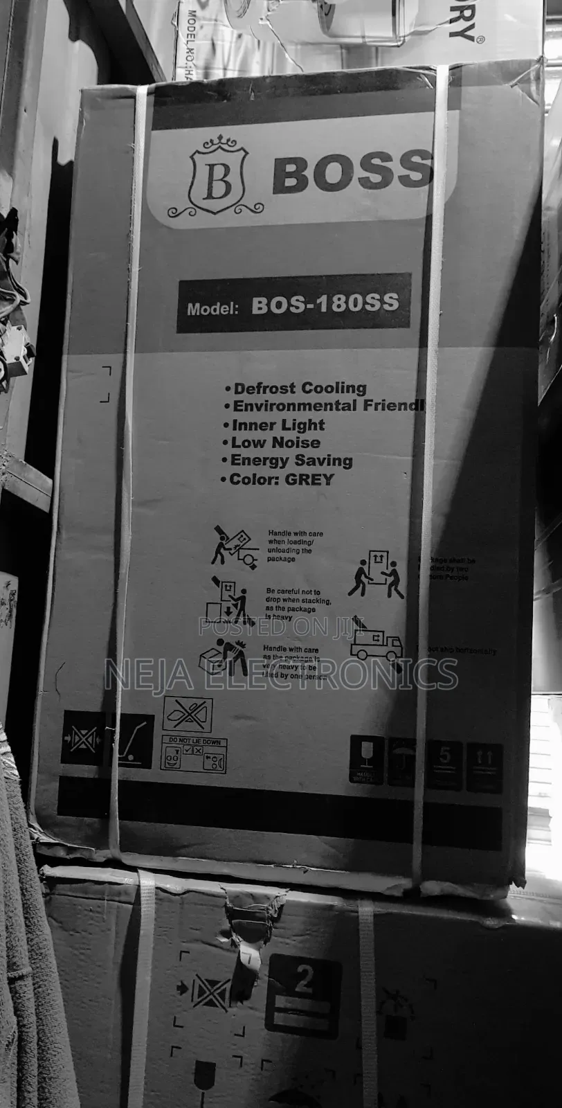 Boss Compact Refrigerator 90.Liter Delivery