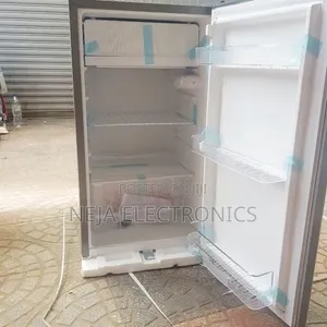 Boss Compact Refrigerator 90.Liter Delivery
