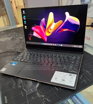 New Laptop Asus ZenBook Flip 14 UX461UA 16GB Intel Core i7 SSD 512GB