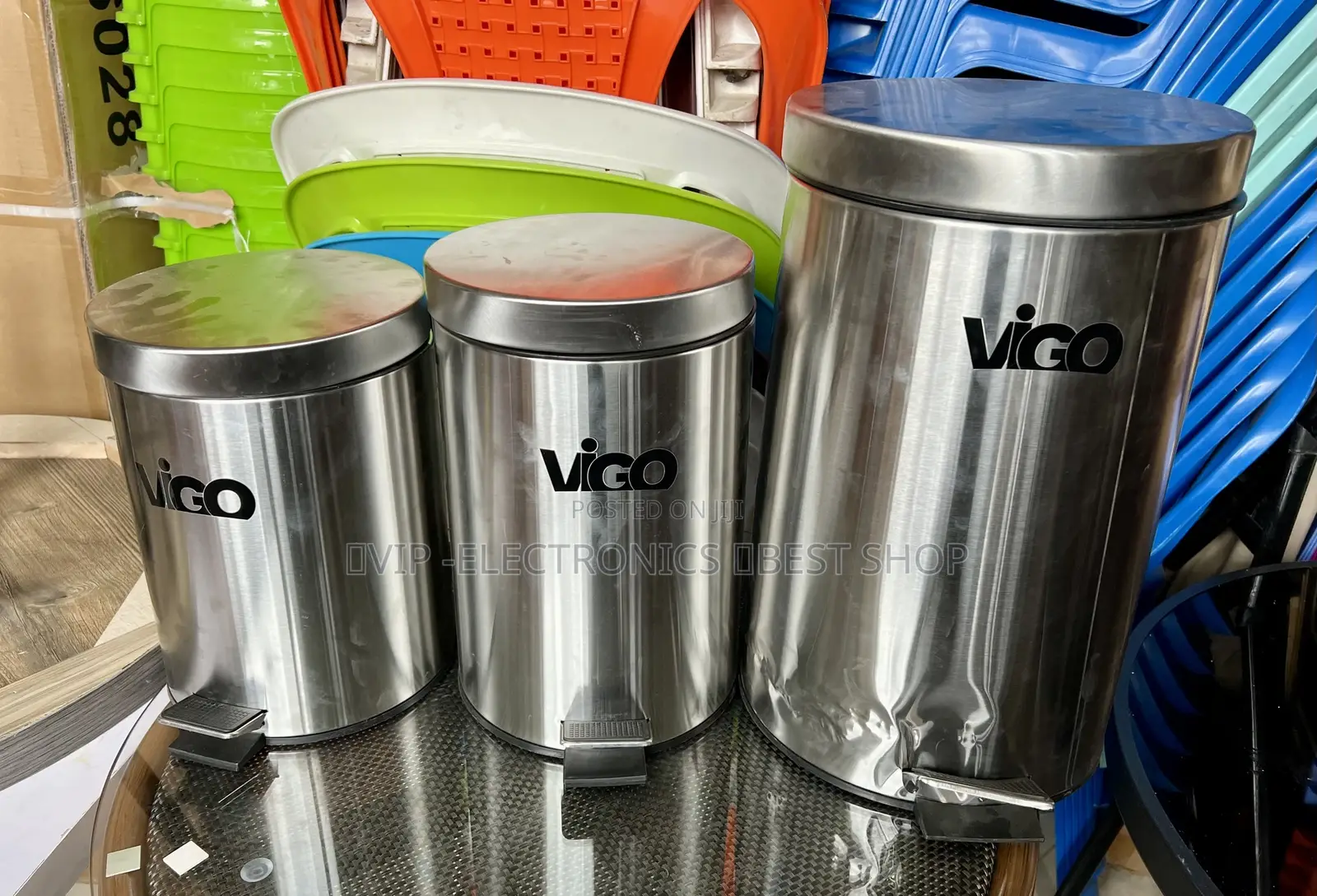 VIGO 20L Stainless Steel Pedal Dust Bin With Soft-Close Lid
