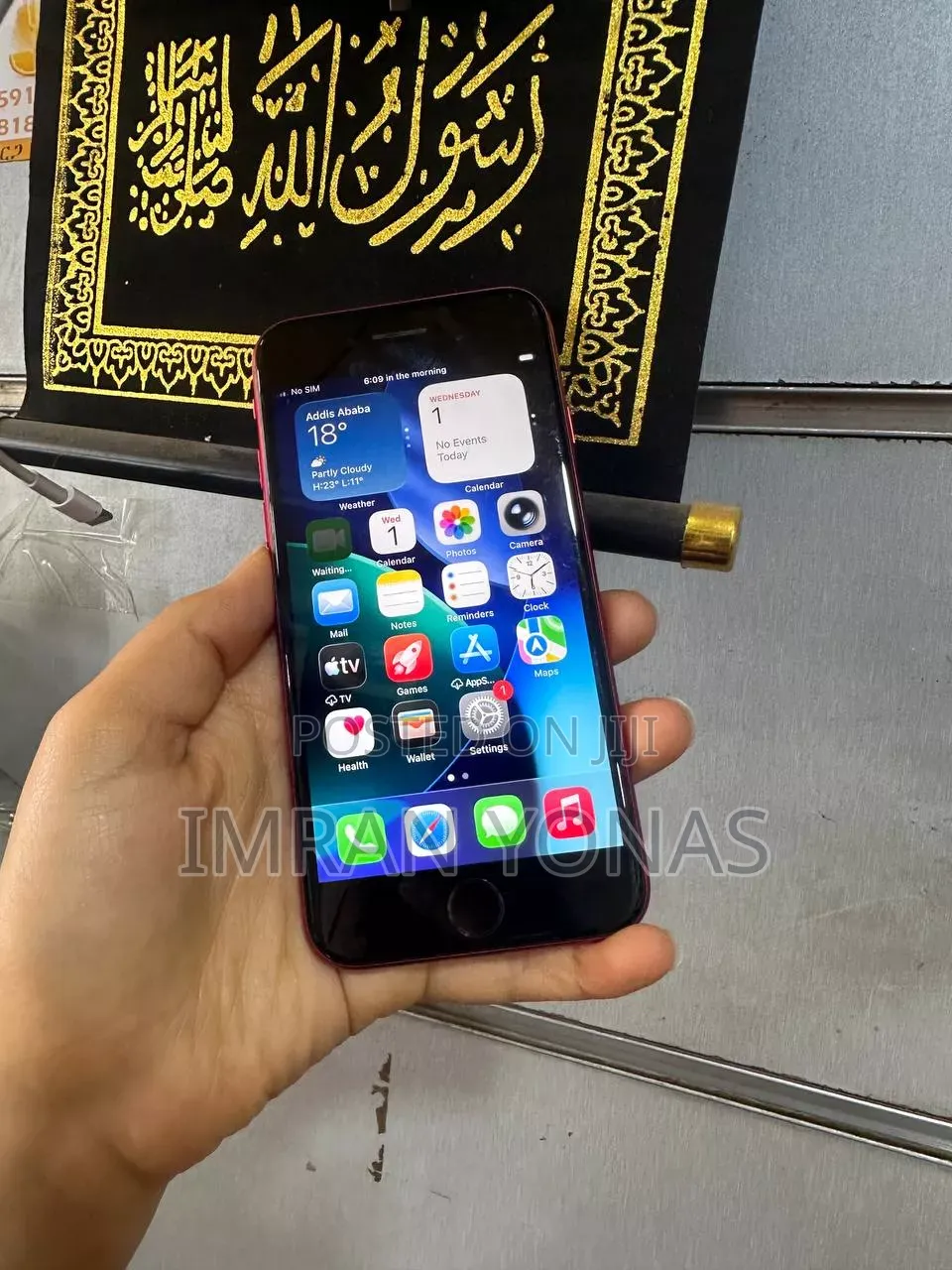 Apple iPhone SE 64 GB Red