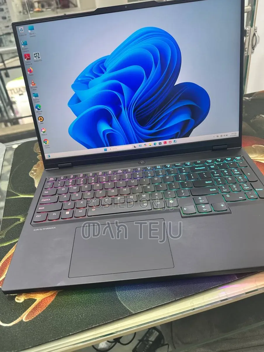 New Laptop Lenovo Legion Pro 7 32GB Intel Core i9 SSD 1T