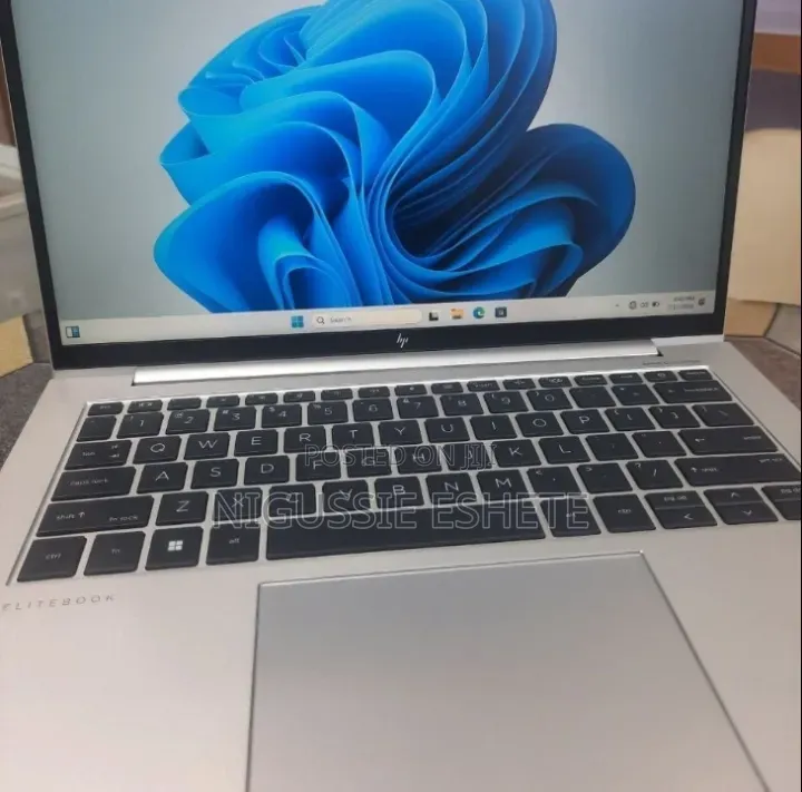 New Laptop HP Elitebook Ultra G1i 16GB Intel Core i7 SSD 512GB