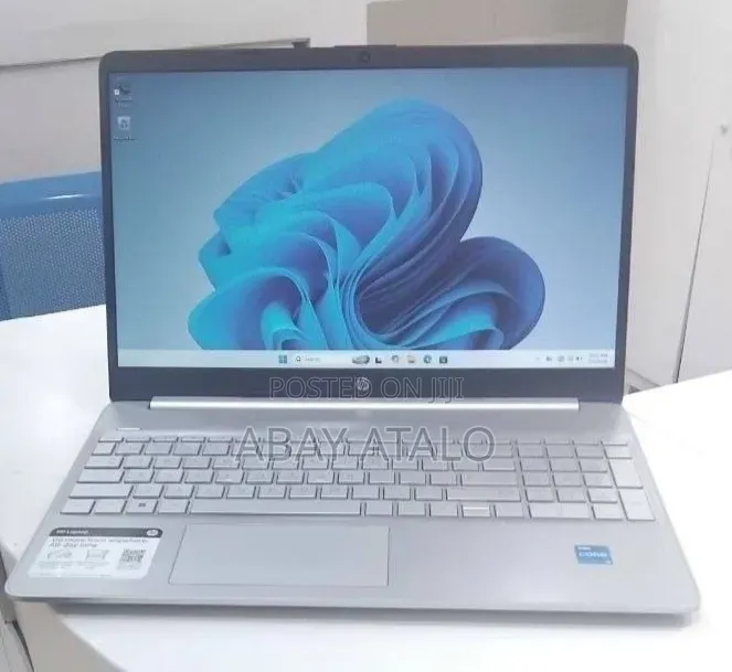 New Laptop HP Stream Notebook 16GB Intel Core i5 SSD 256GB