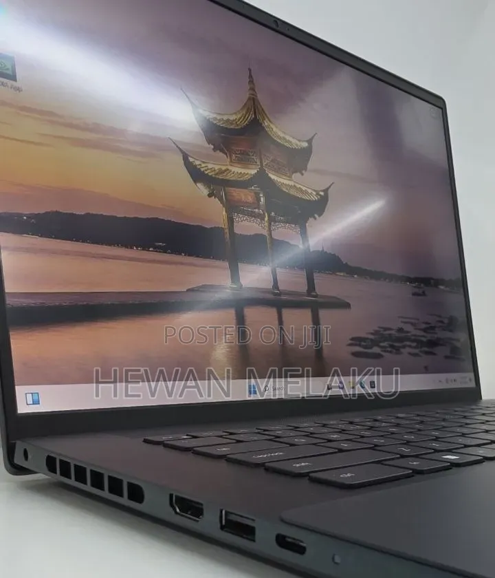 New Laptop Dell Inspiron 15 16GB Intel Core i7 SSD 512GB