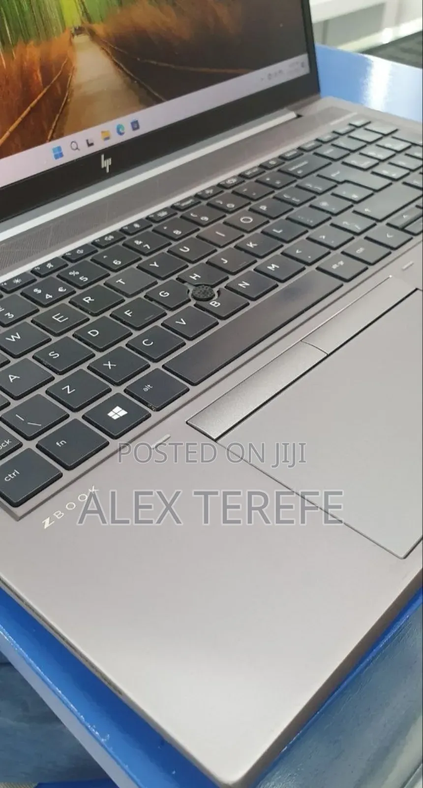 New Laptop HP ZBook Firefly G8 16GB Intel Core i7 SSD 512GB