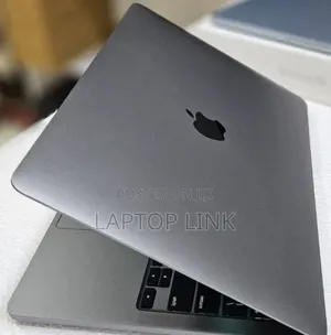 New Laptop Apple MacBook Pro 2022 M2 8GB Apple M2 SSD 256GB