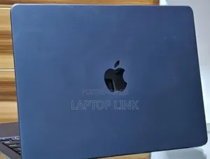 New Laptop Apple MacBook Air 2025 M4 16GB Apple M4 SSD 256GB