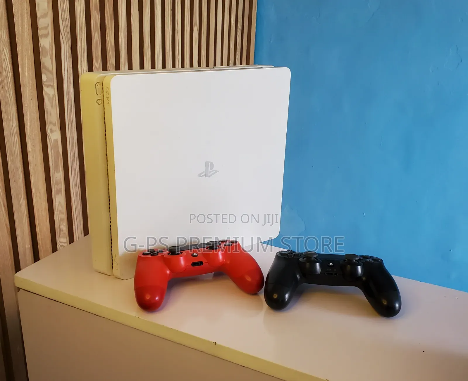  PlayStation 4 Slim Model | 5 ጌሞች ተጭነውበት ለሽያጭ