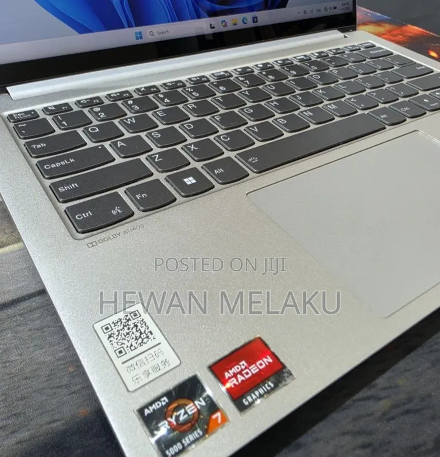 New Laptop Lenovo Ideapad 3 16GB AMD Ryzen 7 SSHD+SSD 512GB