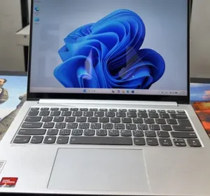 New Laptop Lenovo Ideapad 3 16GB AMD Ryzen 7 SSHD+SSD 512GB