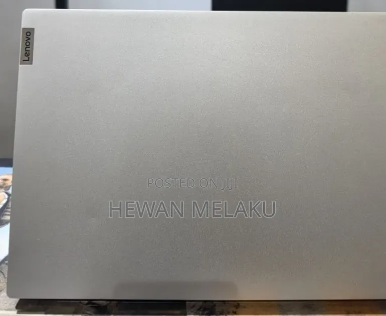New Laptop Lenovo Ideapad 3 16GB AMD Ryzen 7 SSHD+SSD 512GB