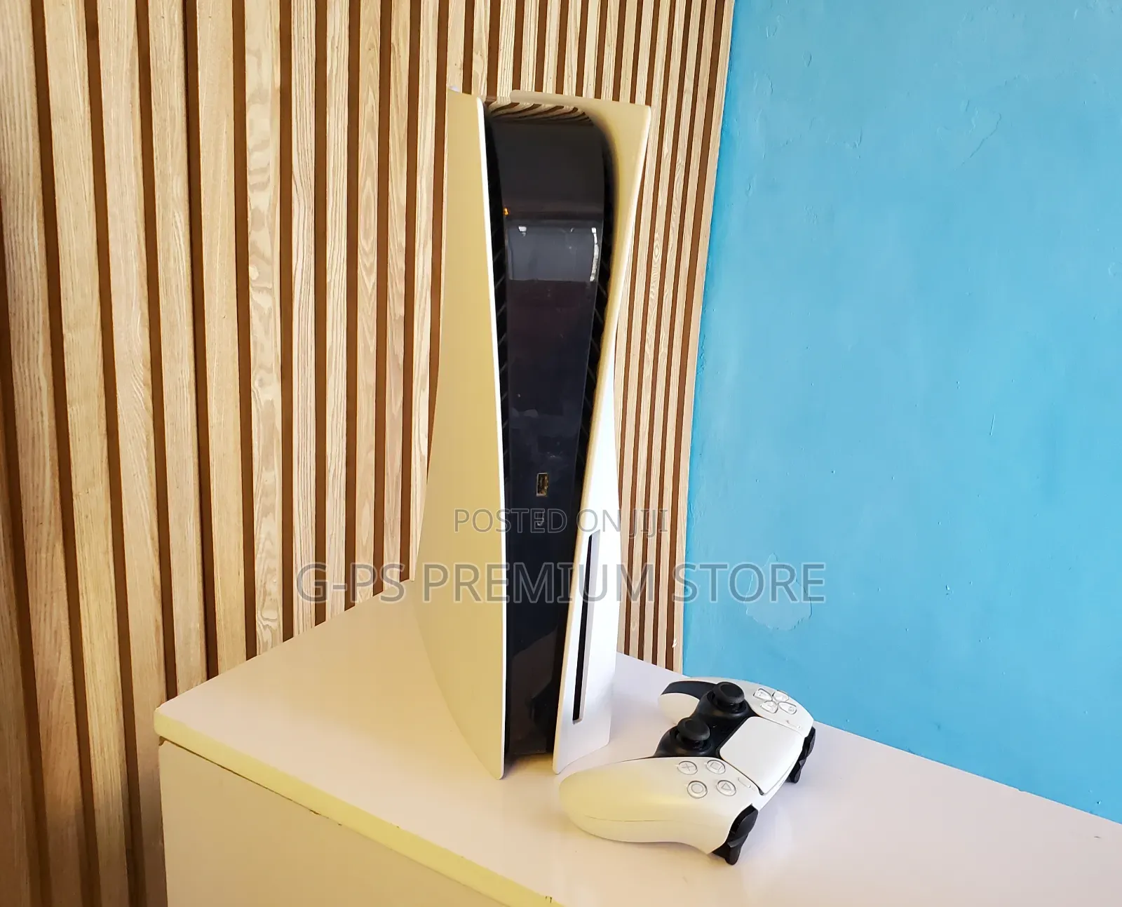 PS5 Fat Model Dubai Used 1 Original Joystick 5 Games Ready to Play