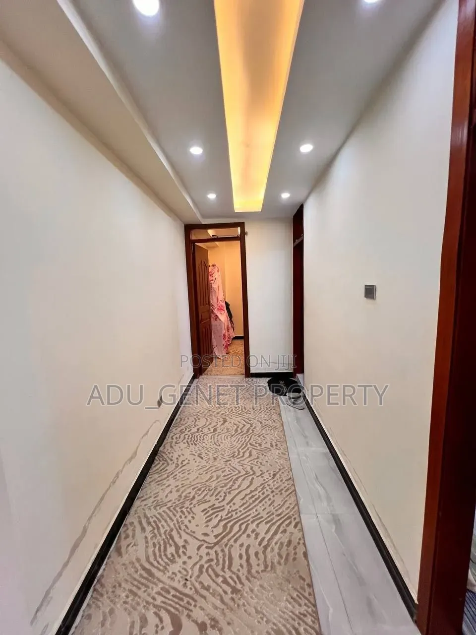 Furnished 2bdrm Condo in Ayat 40/60, Yeka for sale