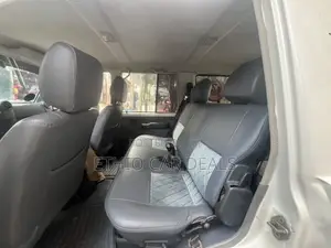 Toyota Land Cruiser 2017 White