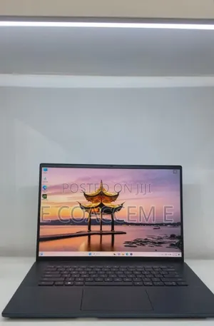 New Laptop Dell 16GB Intel Core i7 SSD 512GB