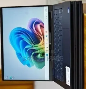 New Laptop HP OmniBook X Flip 14" 16GB Intel Core Ultra 7 SSD 1T