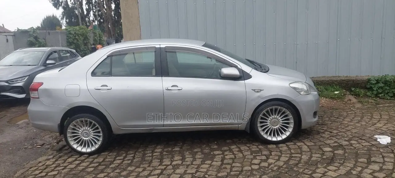 Toyota Yaris 2007 Silver