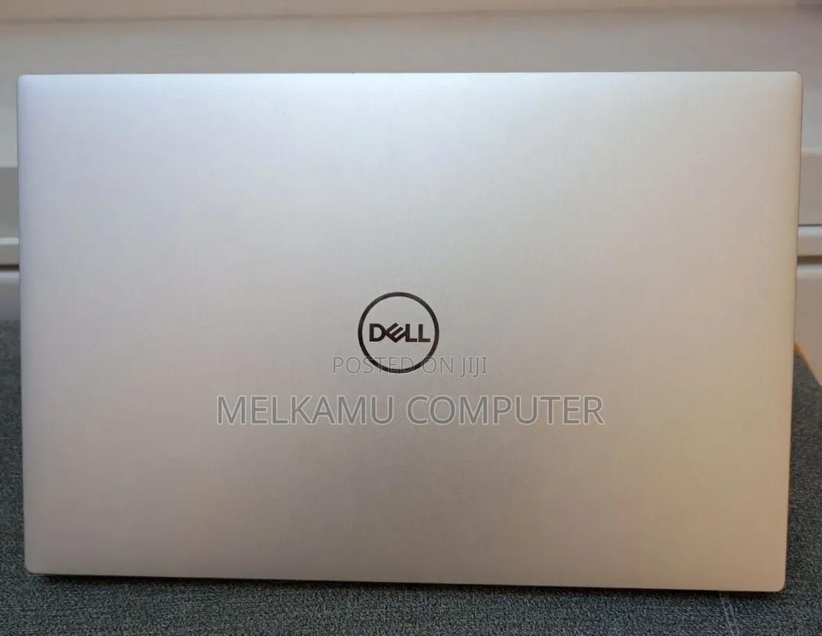 New Laptop Dell XPS 15 9500 16GB Intel Core i7 SSD 512GB