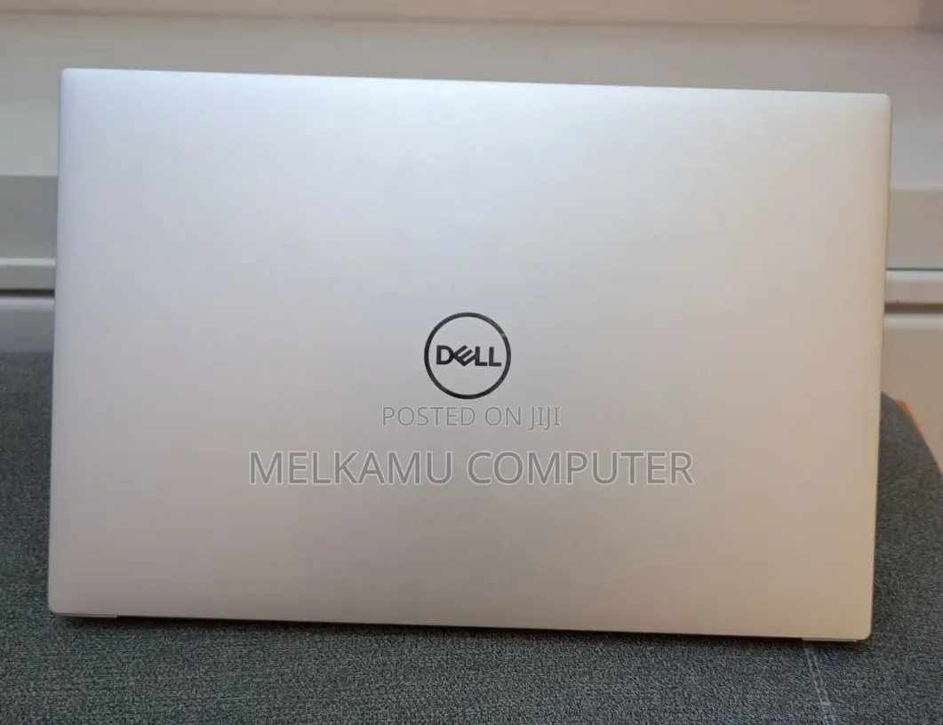 New Laptop Dell XPS 15 9500 16GB Intel Core i7 SSD 512GB
