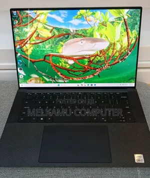 New Laptop Dell XPS 15 9500 16GB Intel Core i7 SSD 512GB
