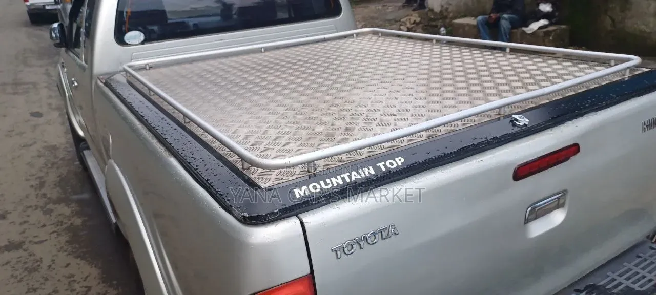 Toyota Hilux 2006 Green