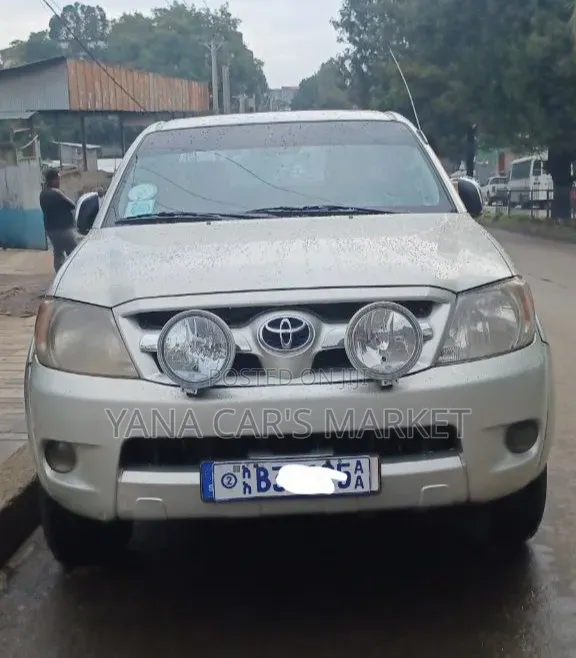 Toyota Hilux 2006 Green
