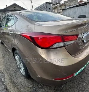 Hyundai Elantra 2015 Brown