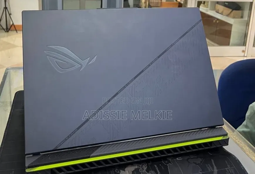 New Laptop Asus ROG Strix G15 16GB Intel Core i9 SSD 512GB