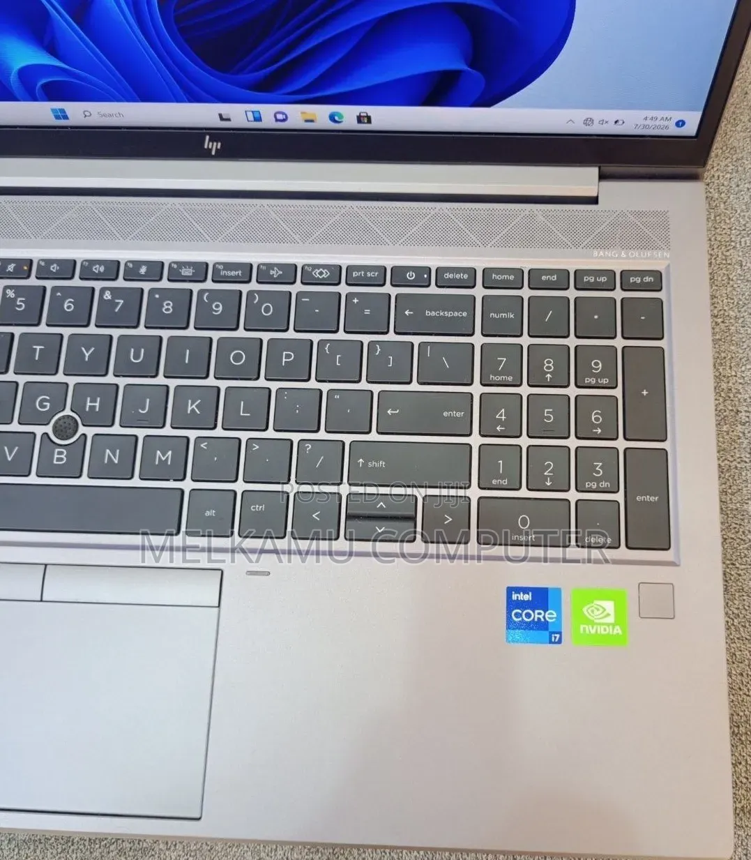 New Laptop HP ZBook Firefly G8 16GB Intel Core i7 SSD 512GB