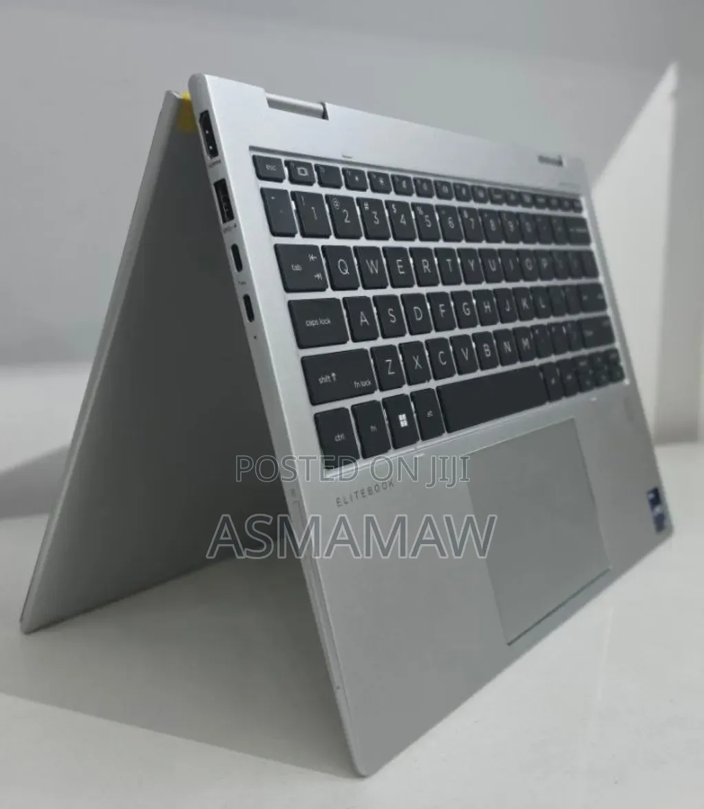 New Laptop HP EliteBook 830 G9 16GB Intel Core i7 SSD 512GB