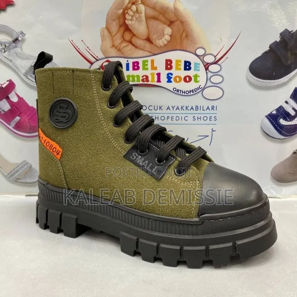 Kids' Orthopedic Boots