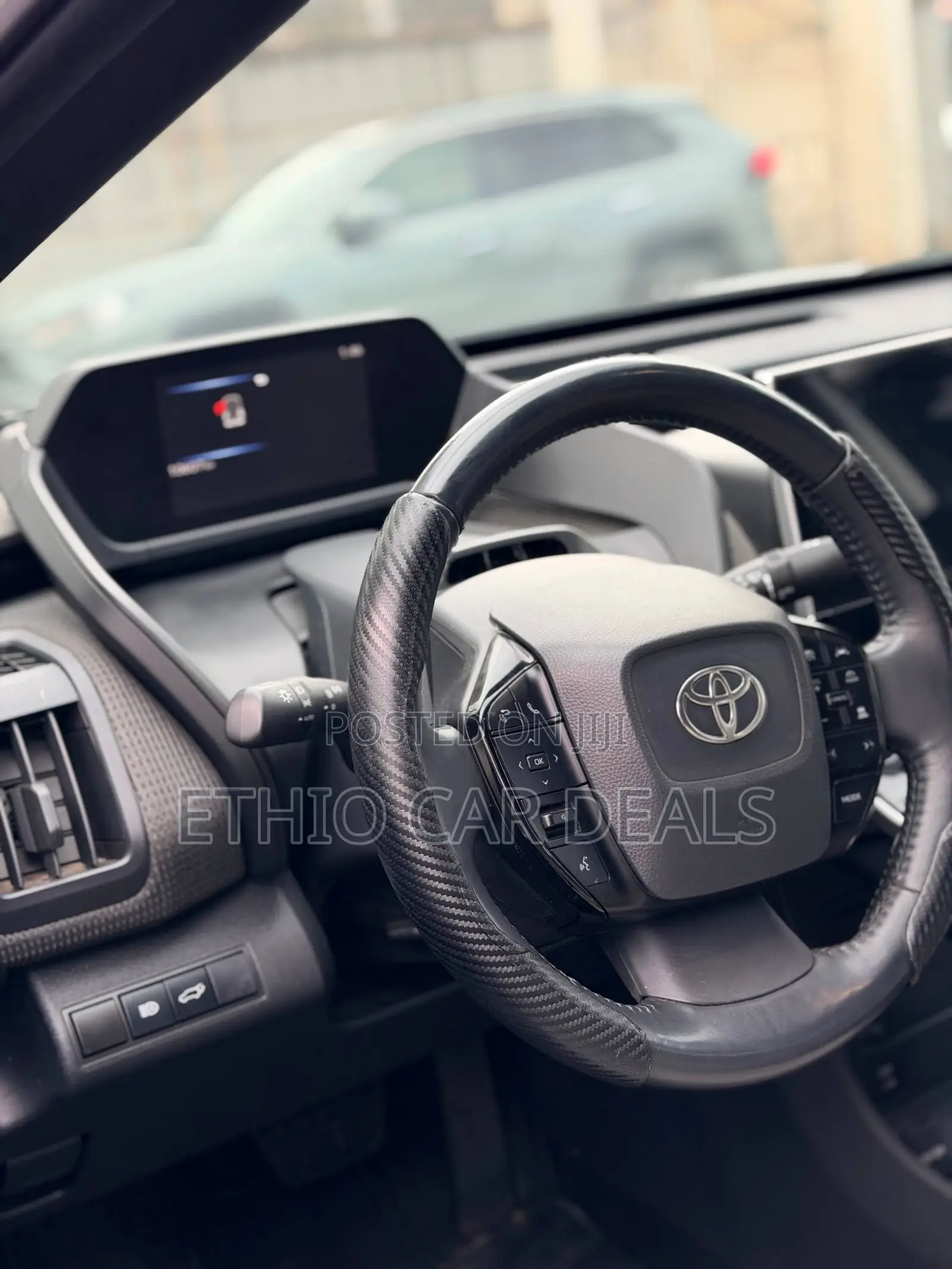 Toyota bZ4X 2024 White
