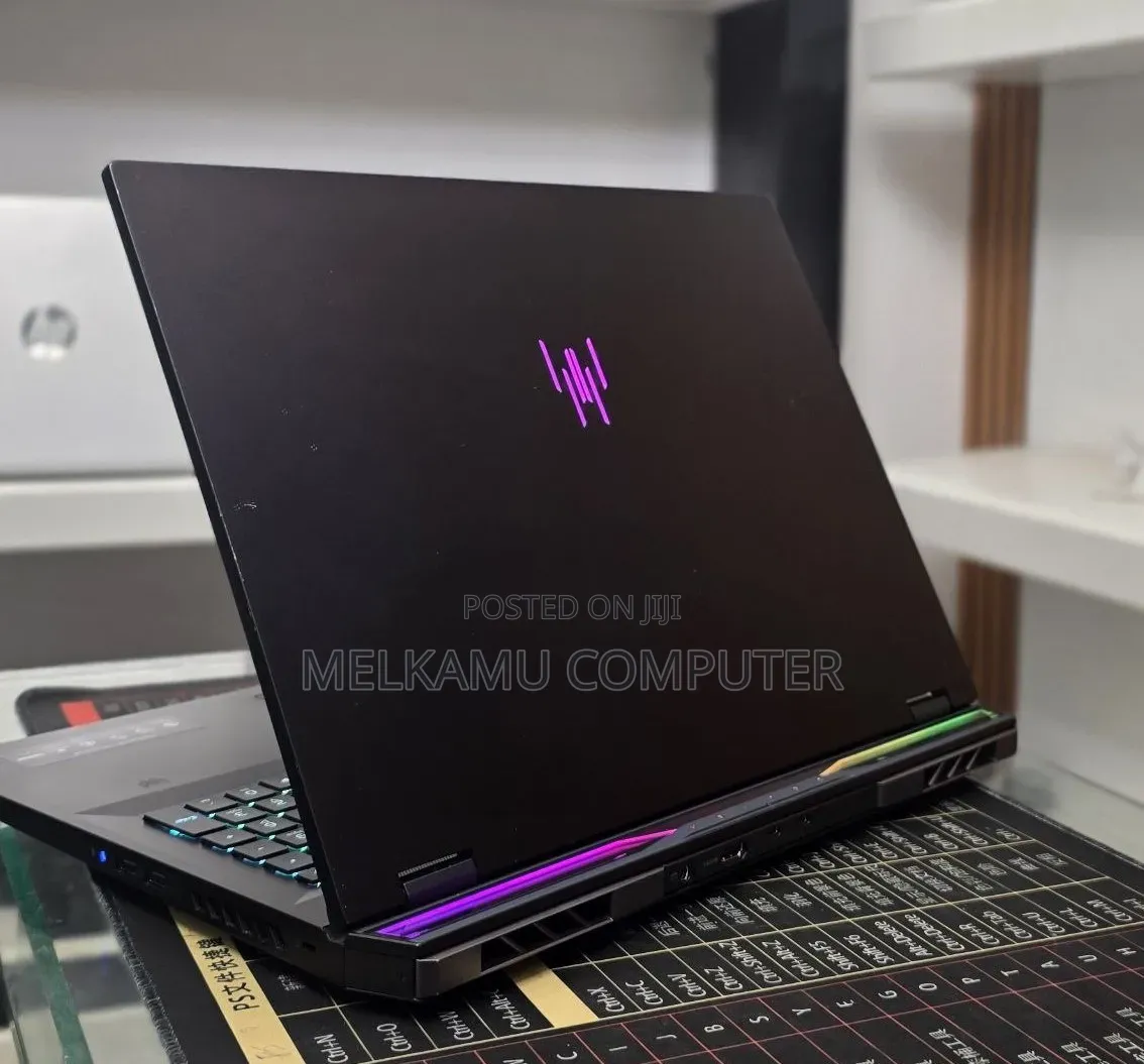 New Laptop Acer Predator Helios 16 32GB Intel Core i9 SSD 1T