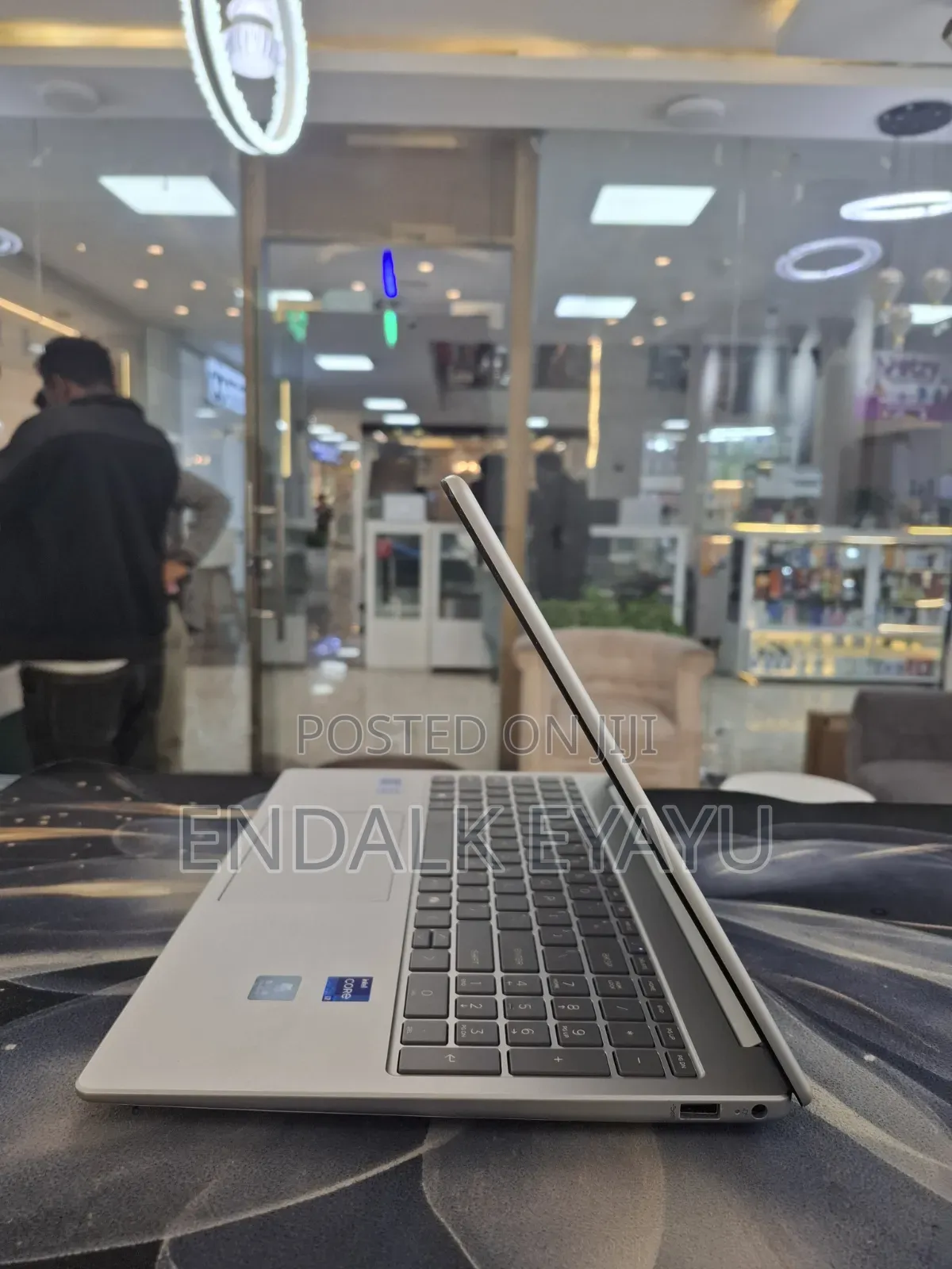 New Laptop HP 16GB Intel Core i7 SSD 1T