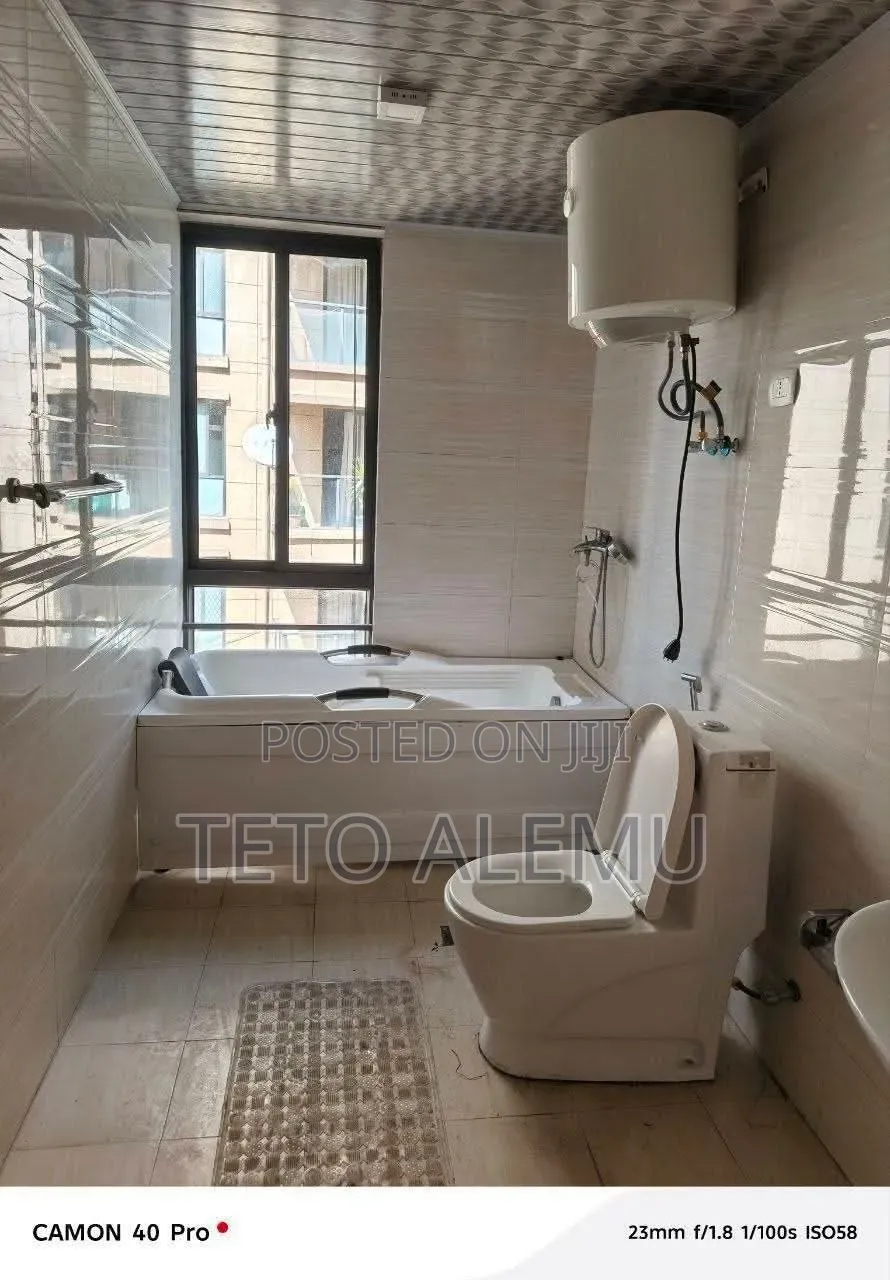 3bdrm Apartment in 🏡 በአስቸኳይ ለሽያጭ – ቅንጡ, Bole for sale