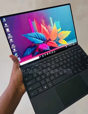 New Laptop Dell XPS 13 9310 32GB Intel Core i7 SSD 512GB