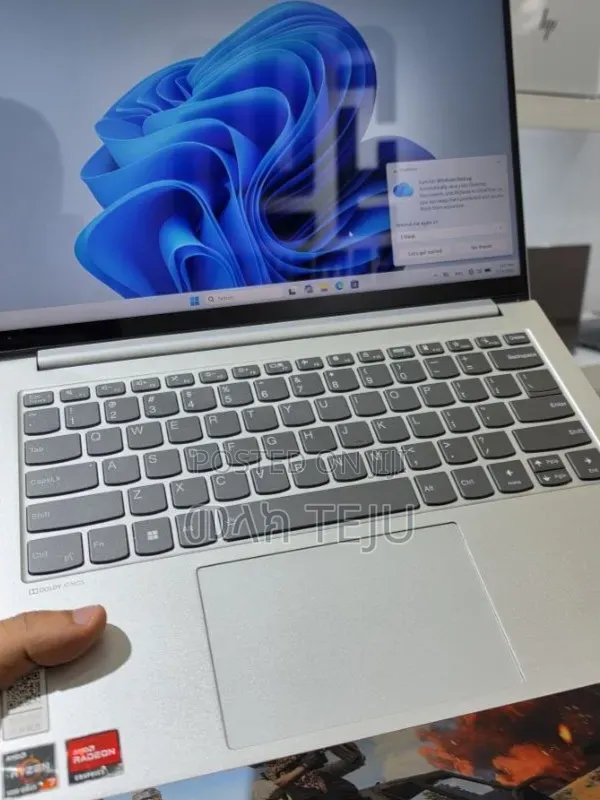 New Laptop Lenovo Ideapad 3 16GB AMD Ryzen 7 SSD 512GB