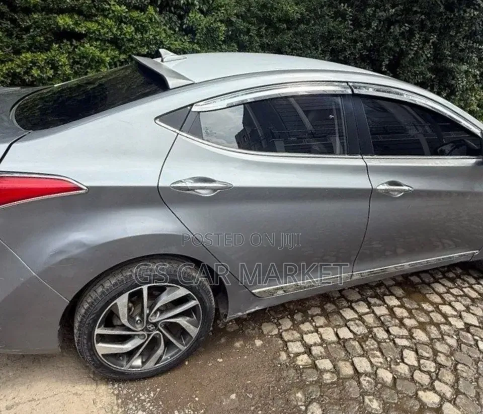 Hyundai Avante 2013 Beige