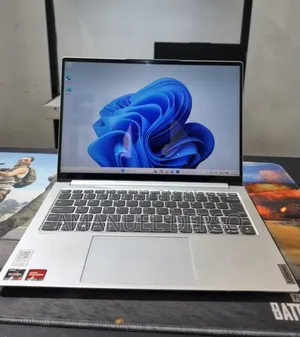 New Laptop Lenovo A7 16GB AMD Ryzen 7 SSD 512GB
