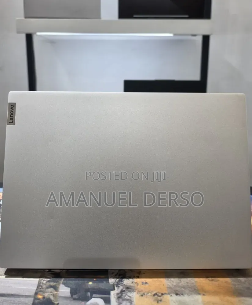 New Laptop Lenovo A7 16GB AMD Ryzen 7 SSD 512GB