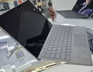 New Laptop Microsoft Surface Pro 8GB Intel Core i5 SSD 128GB