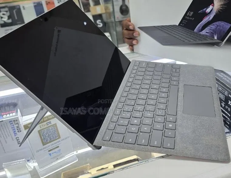 New Laptop Microsoft Surface Pro 8GB Intel Core i5 SSD 128GB
