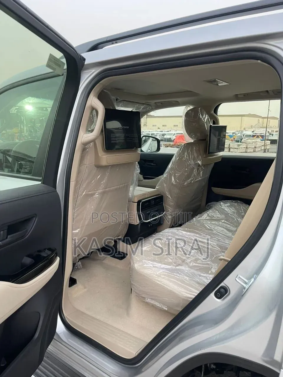 Toyota Land Cruiser 2022 Silver