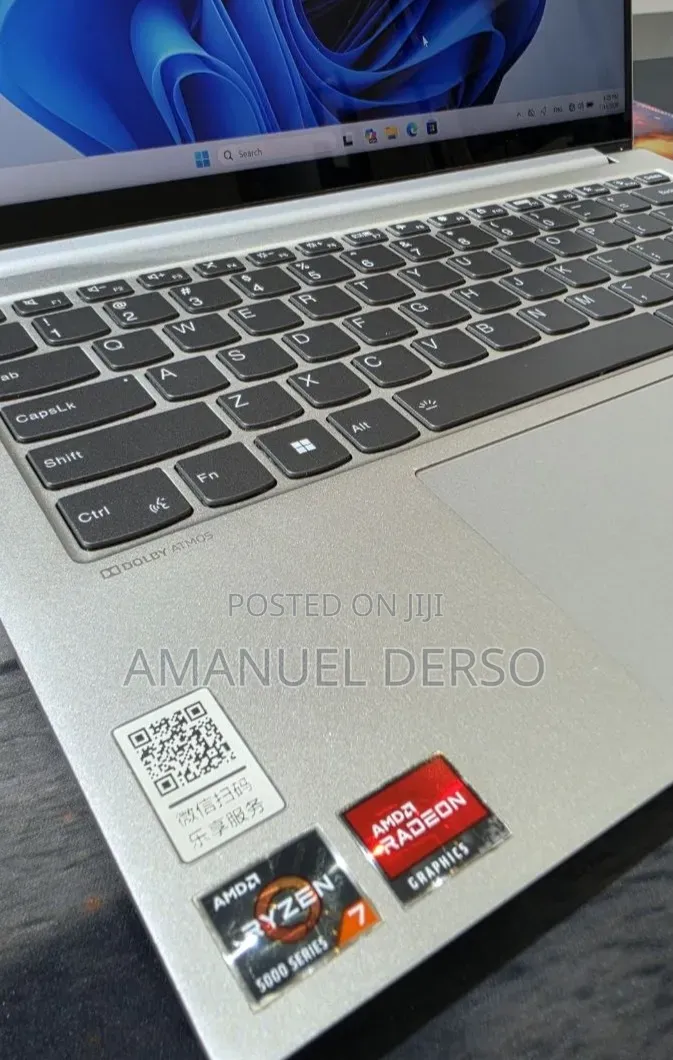 New Laptop Lenovo Legion 5 16GB AMD Ryzen 7 SSD 512GB