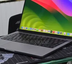 New Laptop Apple MacBook Air 2023 M2 8GB Apple M2 SSD 512GB
