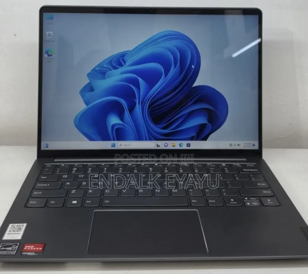 New Laptop Lenovo IdeaPad 1 16GB AMD Ryzen 7 SSD 512GB