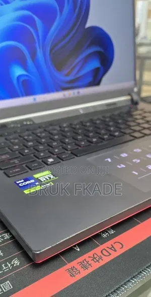 New Laptop Asus ROG Strix G15 16GB Intel Core i9 SSD 1T