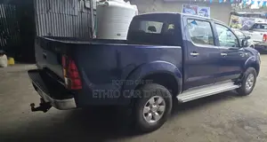 Toyota Hilux 2007 Blue